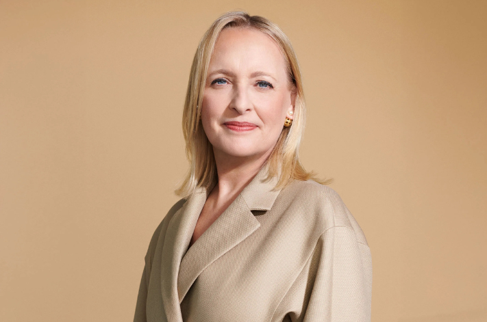 Julie Sweet , Accenture